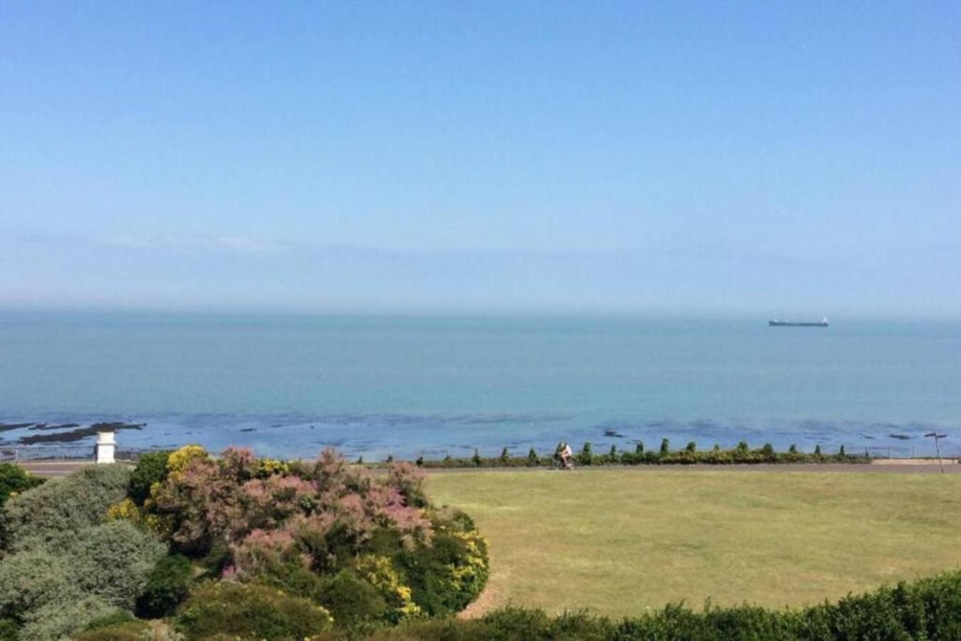 Captain'S Quarters - Stunning Sea Views Apartment Margate Ngoại thất bức ảnh